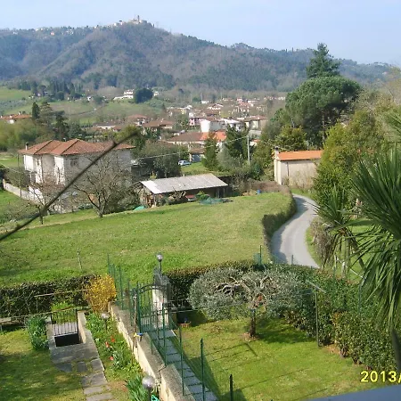 Πανσιόν Il Boscaccio Camaiore